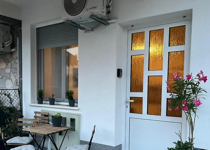Apartment Ante